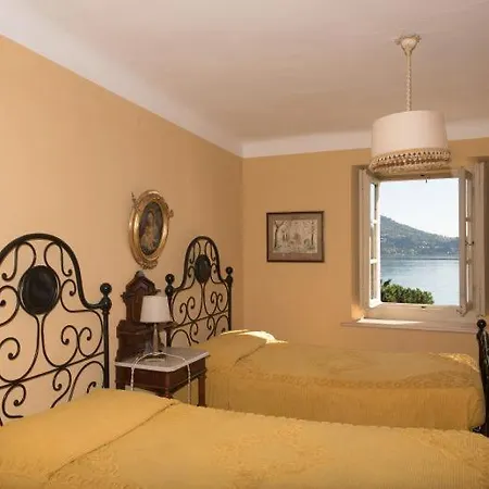 Sleeps 13 Pool Wifi *
