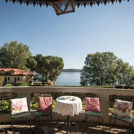 Sleeps 13 Pool Wifi Villa Meina